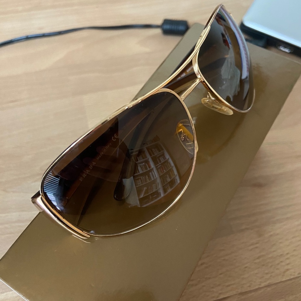 Prada sunglasses SPR 75 G